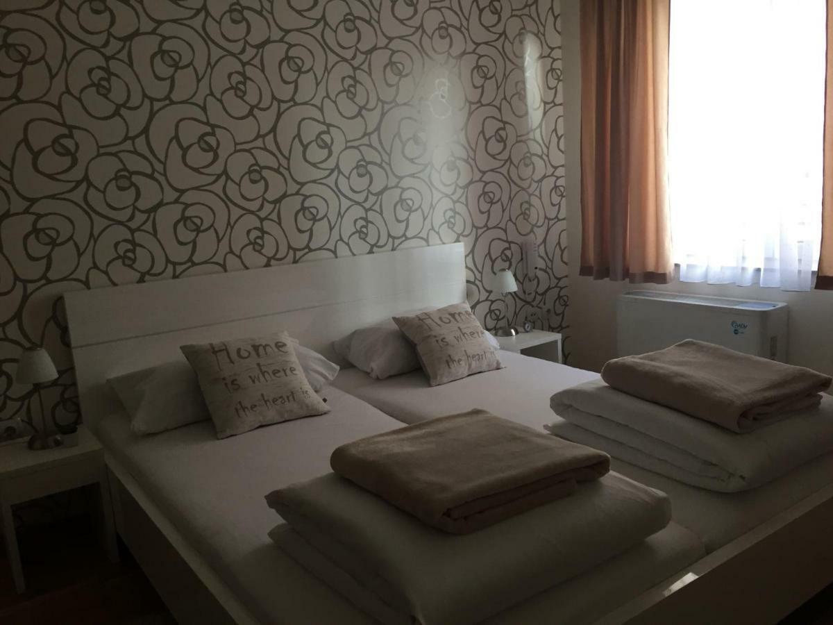 B&B Alex18 Ni Εξωτερικό φωτογραφία